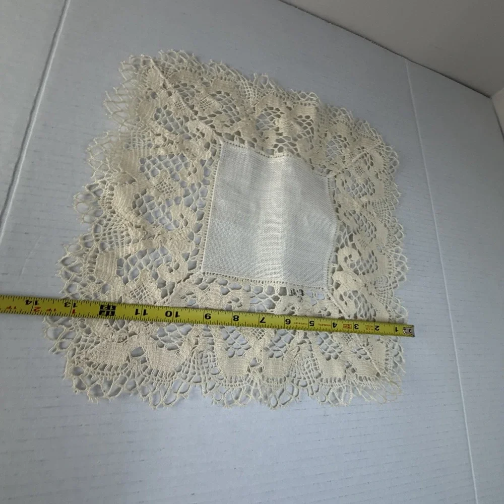 Vintage Doilie Valma Liikkanen Victorian Cream White Lace 1 PC 14